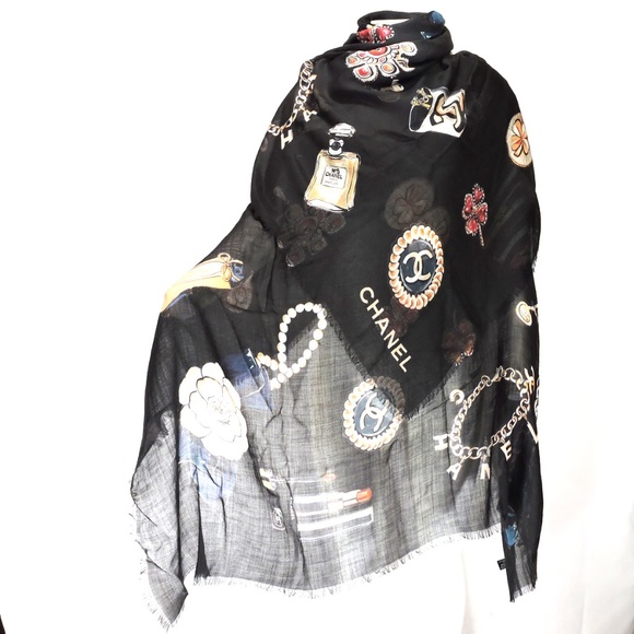 CHANEL Accessories - CHANEL 🇮🇹WOMENS BLACK 100% CASHMERE CLASSIC FASHION SCARF SHAWL